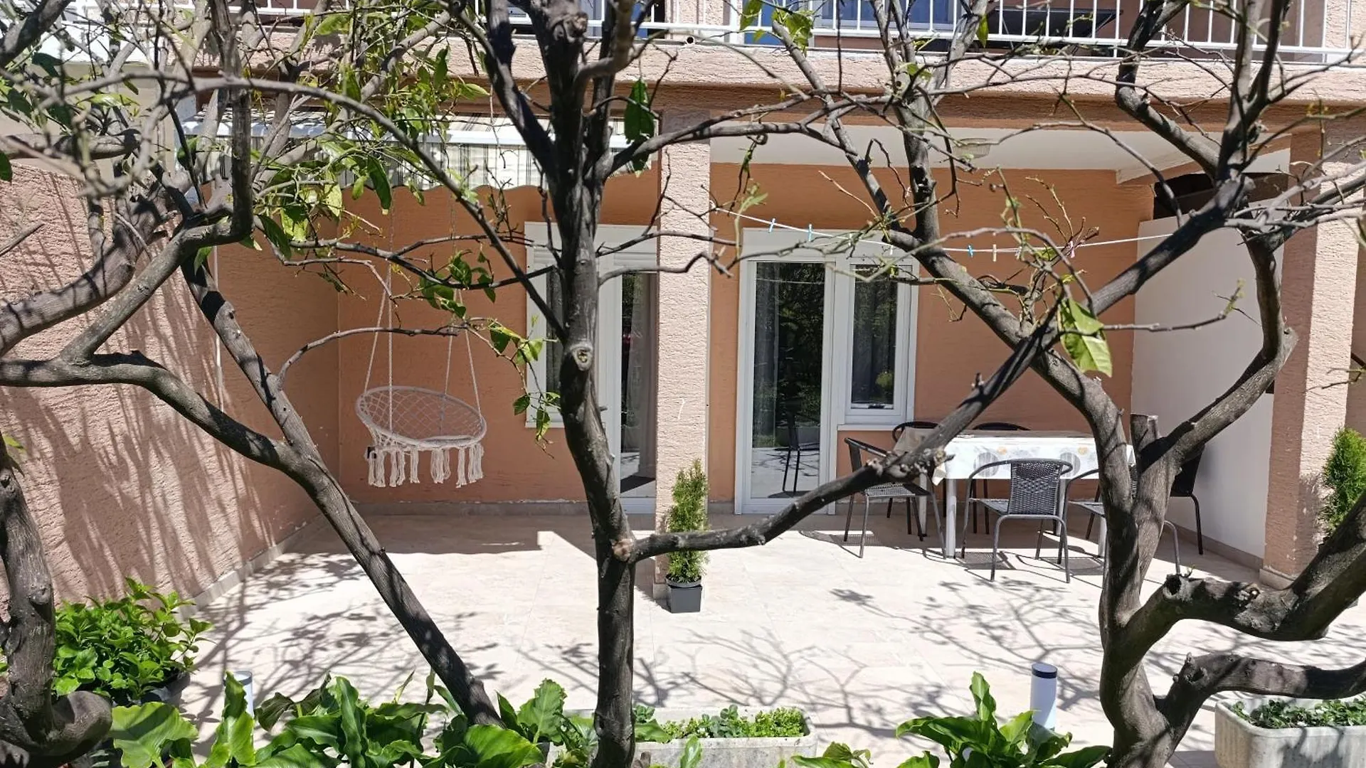 Apartman Ladini Lana 스타리그라드 파클레니차 0*,  크로아티아